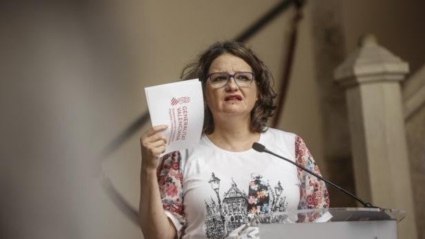 Mónica Oltra, frente a su posible imputación: «Nos quieren parar pero seguiremos»