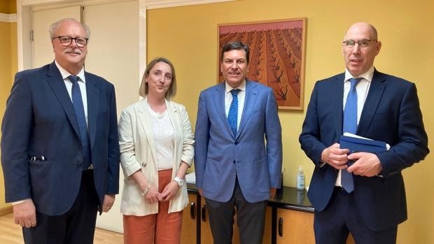 Nissan realiza ya pruebas en las líneas de la nueva nave de estampación en Ávila