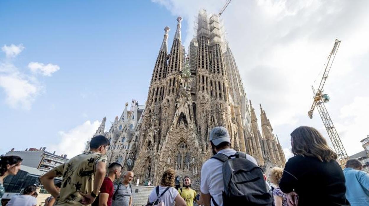 El caudal turístico ha permitido acelerar las obras de la basílica, en la imagen, ayer