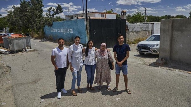 Vecinos-mediadores en la Cañada Real: «15 de los 18 casos de absentismo que encontré, ya están integrados»