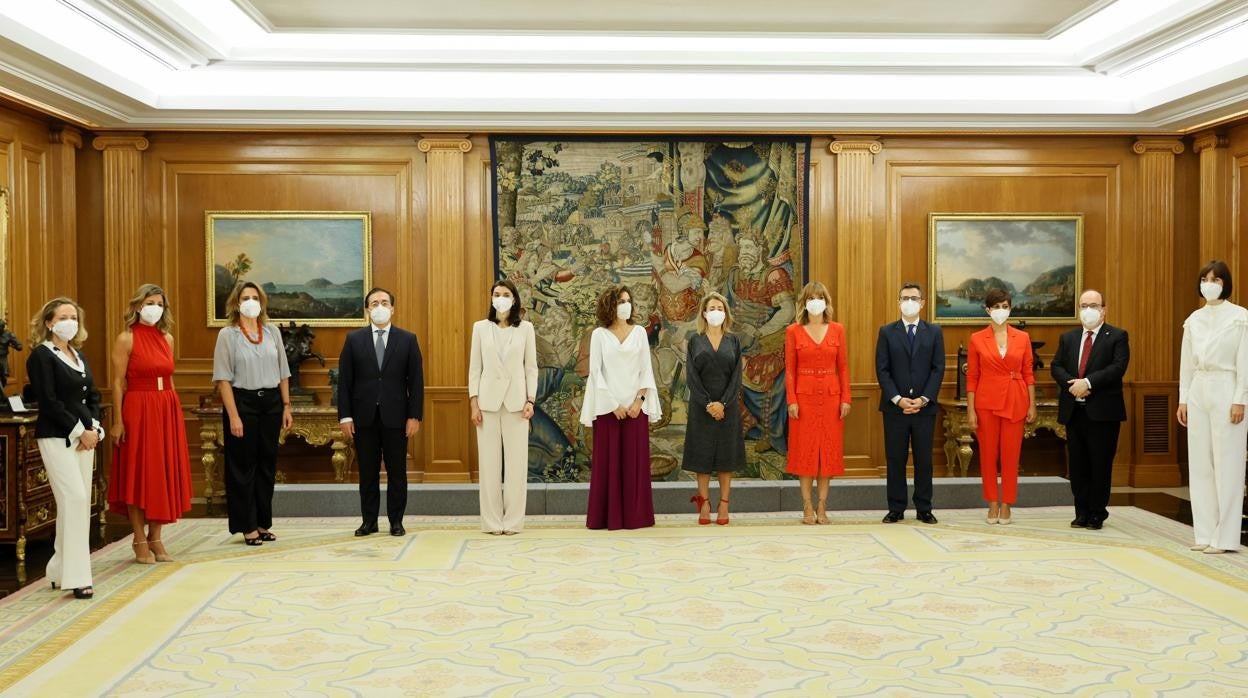 Los nuevos ministros, en su toma de posesión en La Zarzuela hace un año.