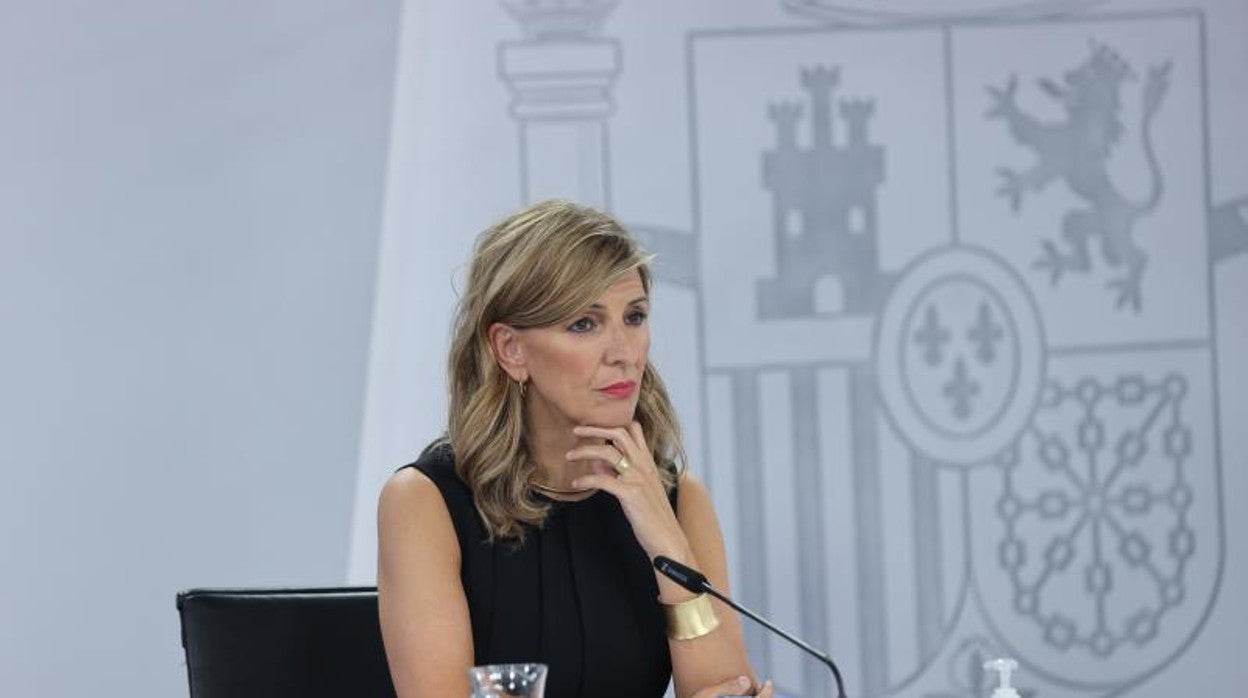 La vicepresidenta segunda, Yolanda Díaz, durante una rueda de prensa después del habitual Consejo de Ministros de los martes, en marzo