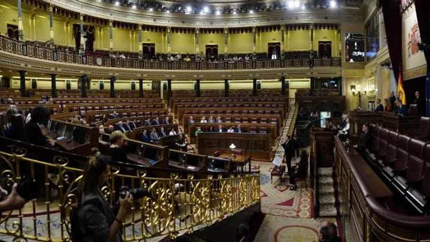 Un Congreso casi desierto, imagen de la ruptura de la unidad política contra ETA