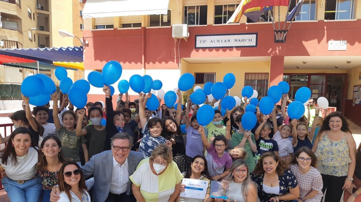 Aguas de Alicante y la Fundación Aquae premian al CEIP Ausiàs March en el marco del programa educativo Aquae STEM