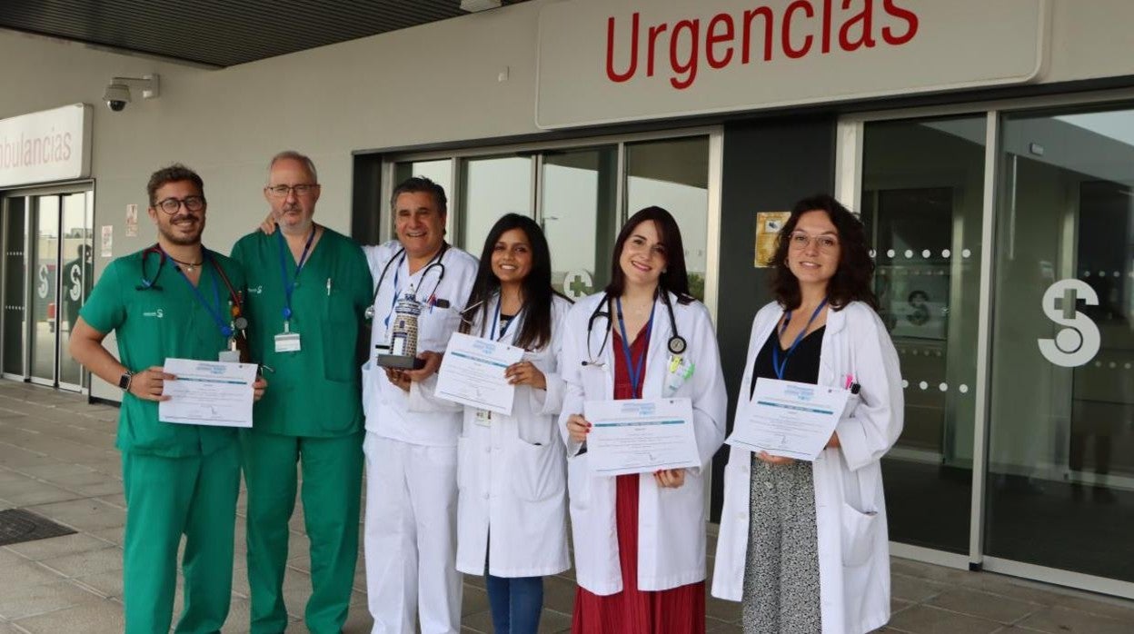 Profesionales del hospital de Toledo, premiados en el último Congreso de la Semes por el mejor artículo científico sobre urgencias