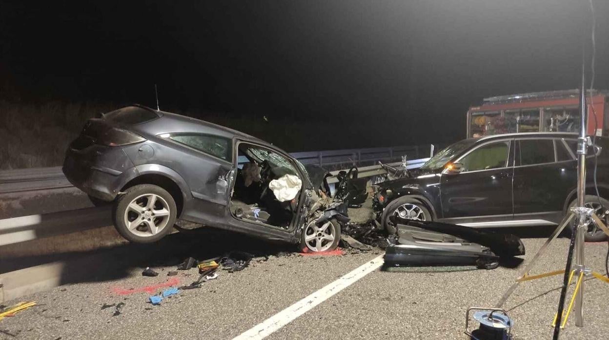 Estado de los vehículos tras el accidente de esta madrugada