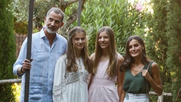 La Familia Real protagoniza un nuevo posado veraniego al son de Chopin