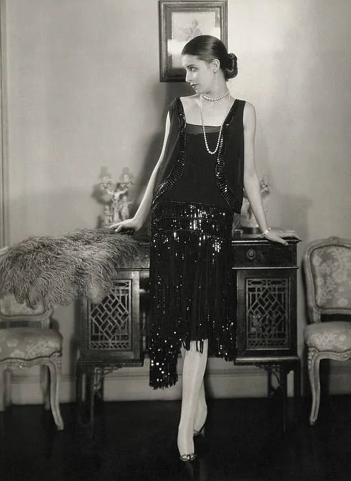 Marion Morehouse con vestido de Chanel, en 1926