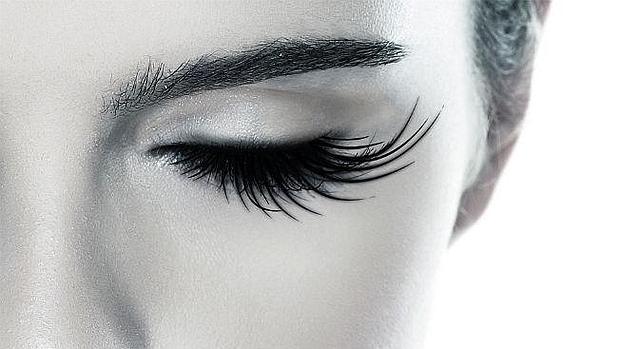 Obsesión por las pestañas