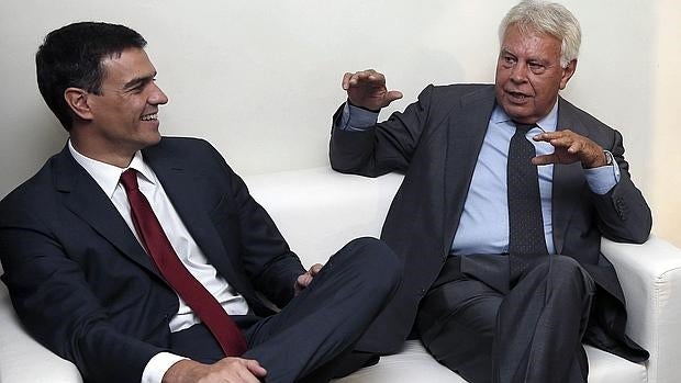 Pedro Sánchez y Felipe González