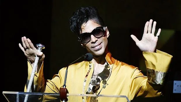 Prince, durante una gala en el Teatro Apolo de Nueva York en 2009