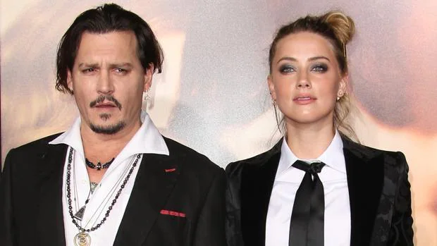 Johnny Deep y Amber Heard han firmado el divorcio