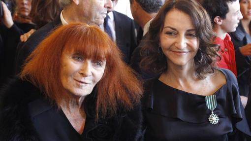 Sonia y su hija Nathalie Rykiel en un desfile parisino en el 2010