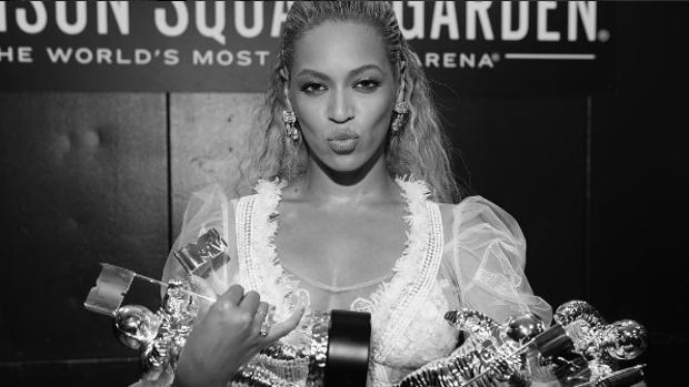 Beyoncé fue la gran ganadora de la noche gracias a su videoclip «Formation»