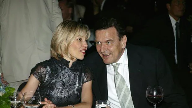 El ex canciller alemán Gerhard Schröder afronta su cuarto divorcio
