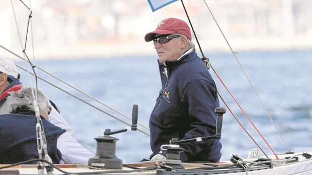 El Rey Juan Carlos compite en la regata que lleva su nombre