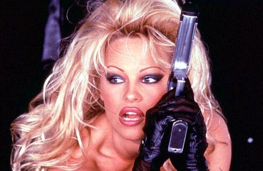 Pamela Anderson habla sobre su vida sexual: Â«Me han abofeteado y hasta me  han escupido a la caraÂ»