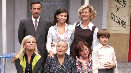 La familia Alcántara en una de las primeras temporadas de «Cuéntame»