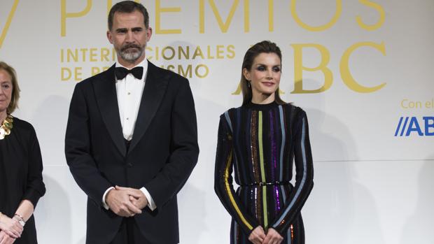 ¿Por qué este look de la Reina Letizia es perfecto para Nochevieja?