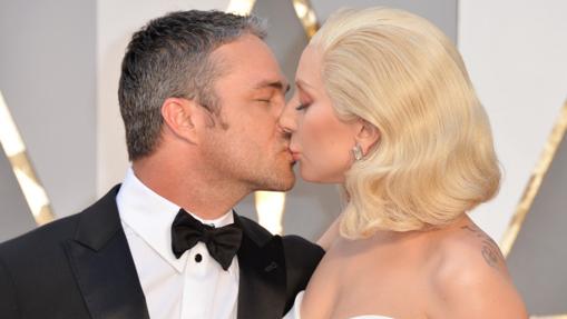 Taylor Kinney y Lady Gaga