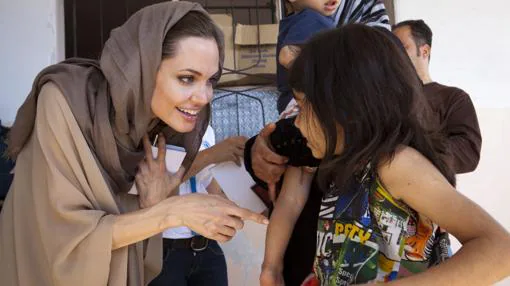La actriz durante una de las visitas a un centro de refugiados en Siria