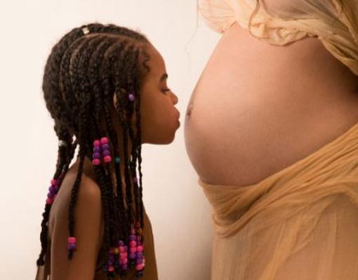 Beyoncé posa desnuda después de anunciar su embarazo