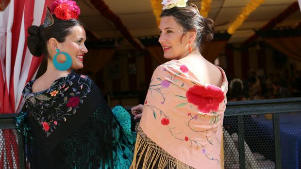 Flamencas con estilo del viernes de feria