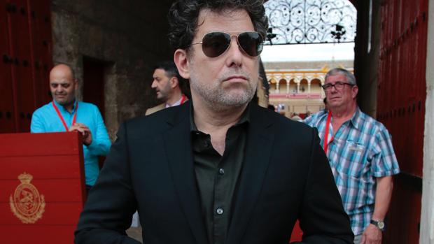 Calamaro habla de sus días en Madrid: «Puedo esperar la siguiente misión o ser un vecino normal»