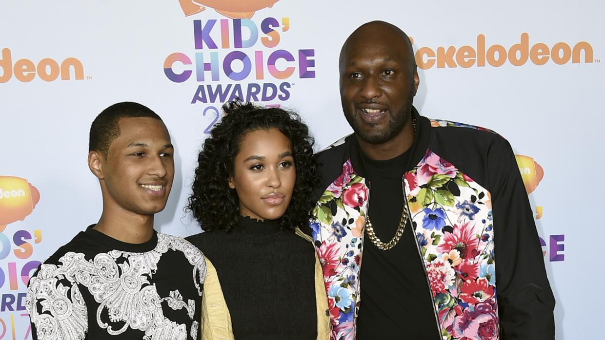 Lamar Odom junto a sus dos hijos, Destiny y Lamar Odom Jr