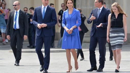 Kate Middleton con un abrigo de Catherine Walker