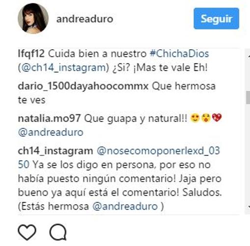 Chicharito comentándole a la actriz