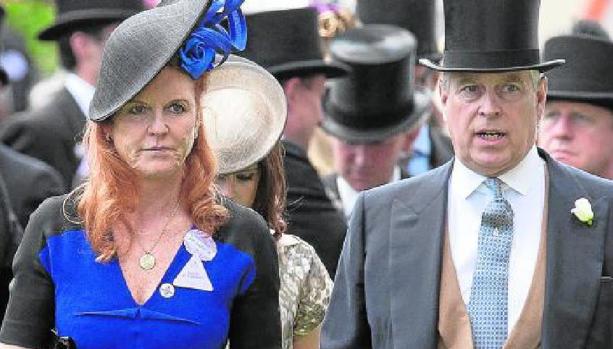 Sarah Ferguson se une al retiro estival de la Reina en Balmoral