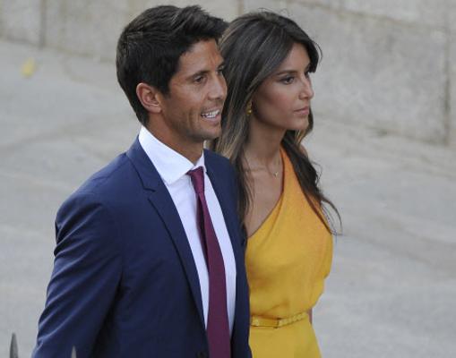 Ana y Fernando acuden como invitados a una boda