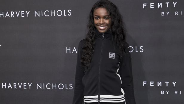 La modelo Leomie Anderson denuncia racismo en la pasarela de Londres