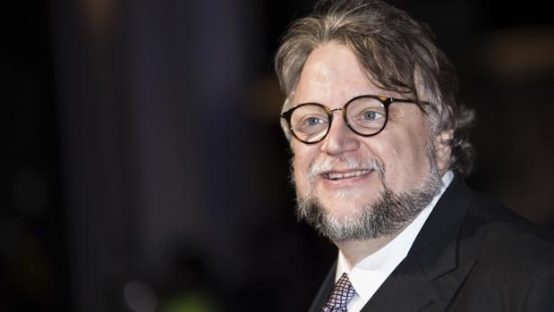 Guillermo del Toro paga una biopsia de una seguidora gracias a Twitter