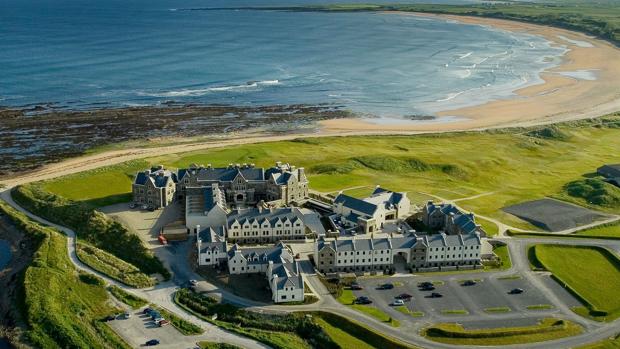 Trump pondrá dos muros en su resort de Irlanda