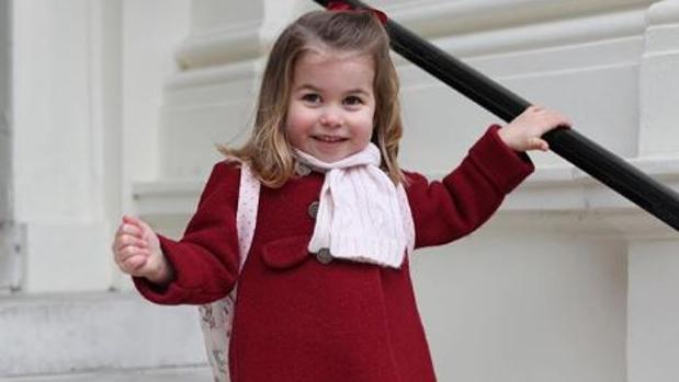 La sonrisa de Carlota de Cambridge en su primer día de guardería