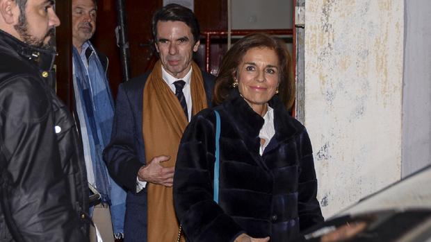 Los Aznar y Nicolas Sarkozy, los mayores fans de Carla Bruni en Madrid