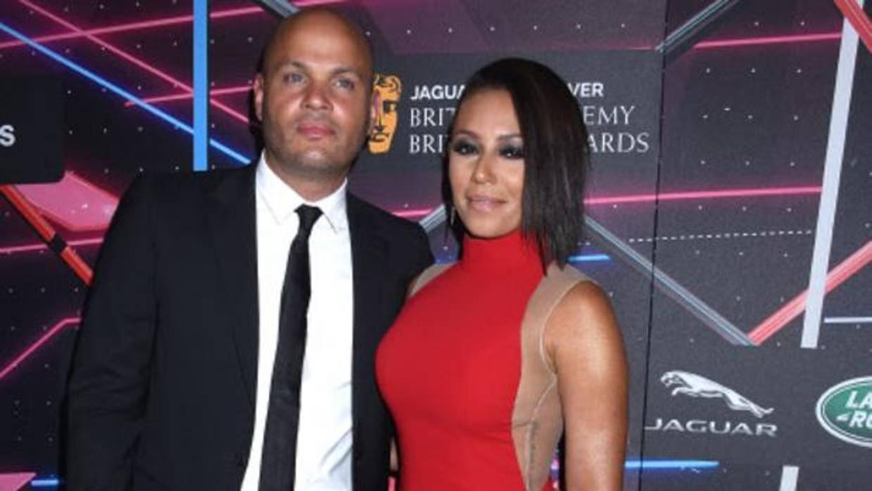 Mel B acusa a su exmarido de poner vídeos del ISIS  a sus hijas pequeñas