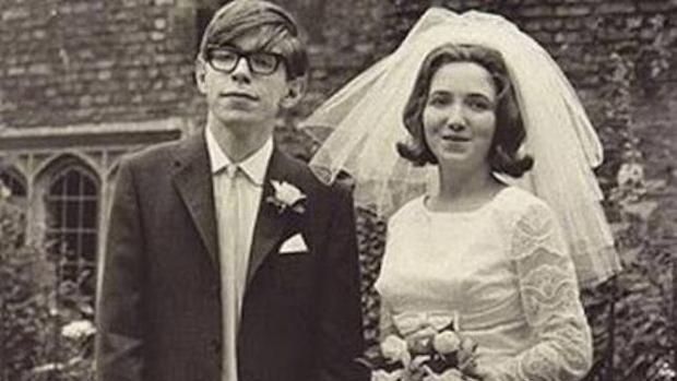 Stephen Hawking, el genio que nunca supo entender a las mujeres