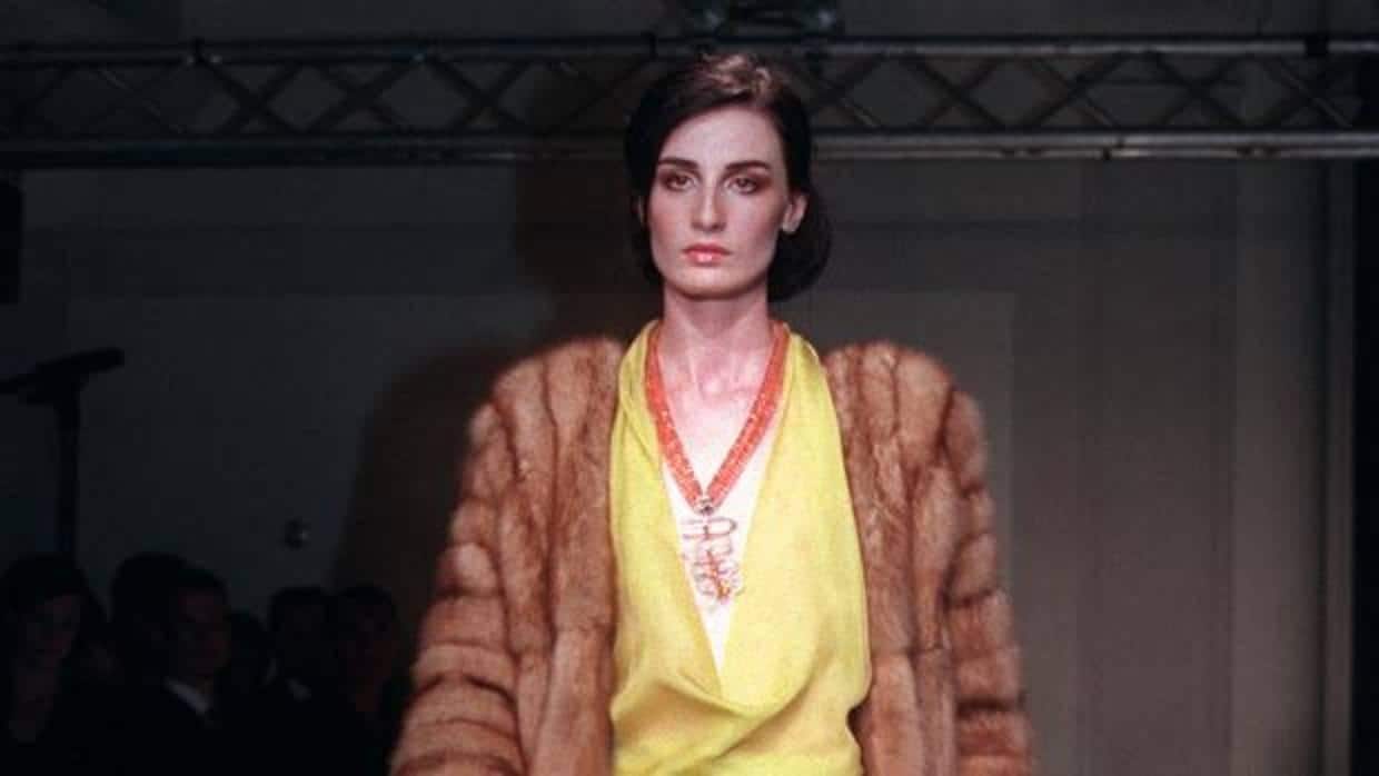 Versace dejará de utilizar pieles de animales en sus diseños
