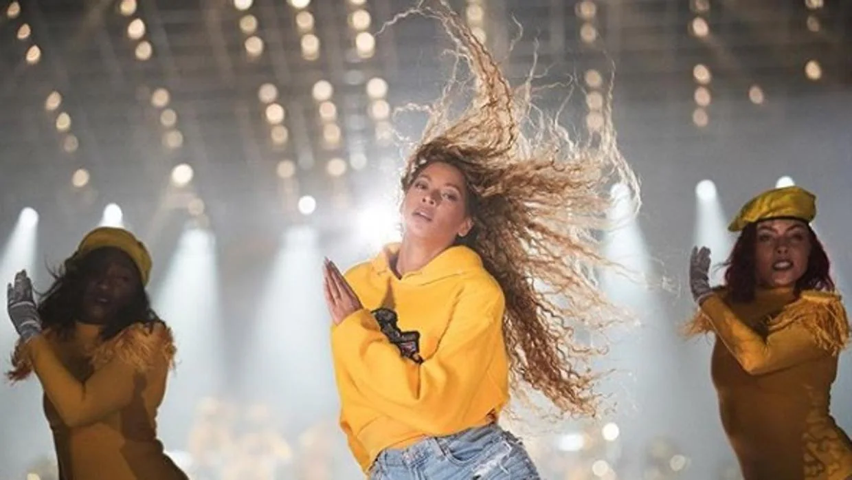 Beyoncé en una de sus actuaciones en el festival Coachella