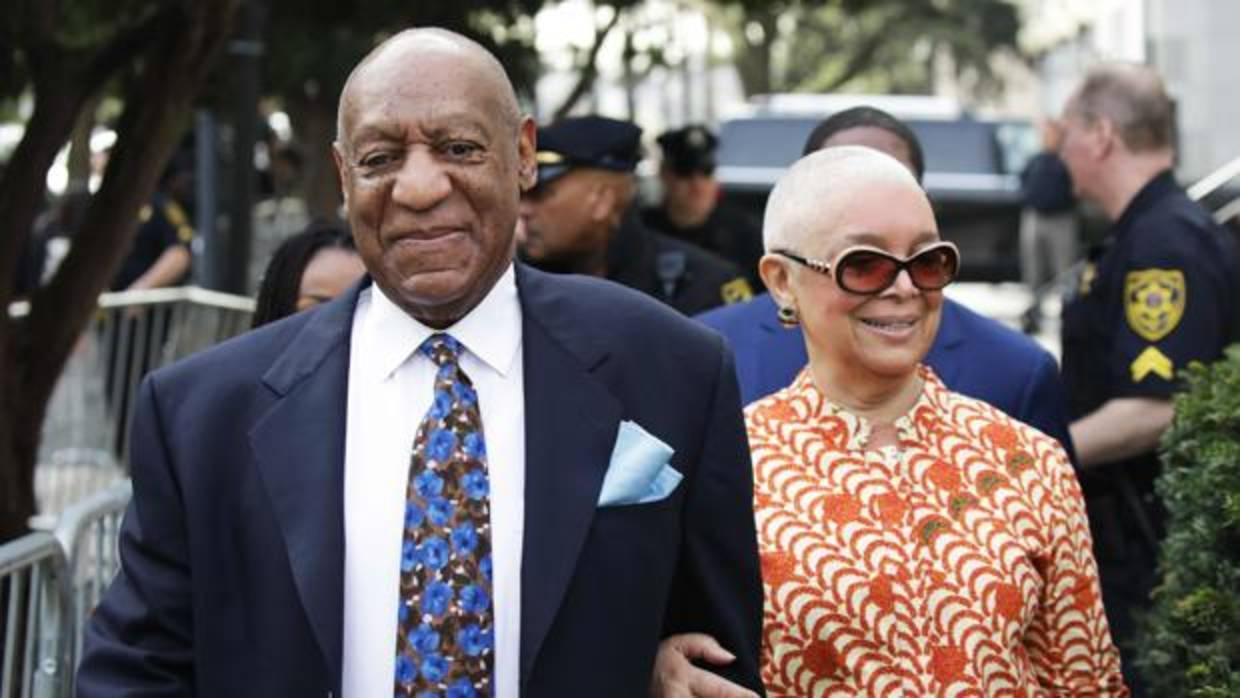 Bill Cosby junto a su mujer, Camille