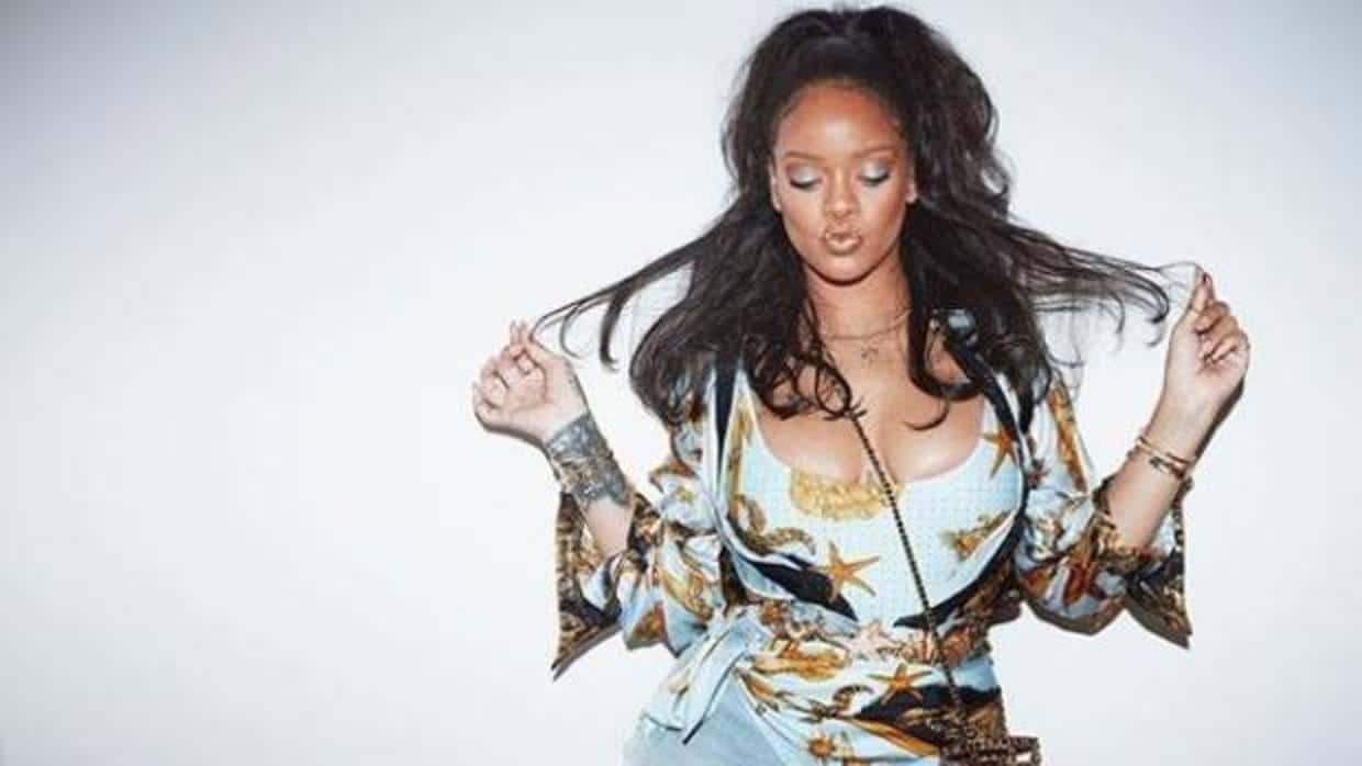 Rihanna diseña una línea de lencería con tallas «plus size» y el mundo de la moda cae rendido a sus pies