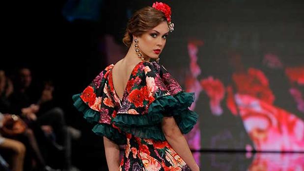 Trajes de flamenca que querrás llevar a El Rocío 2018