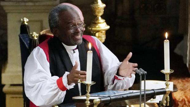 El paseo televisivo del reverendo Michael Curry tras su protagonismo en la boda real de Inglaterra