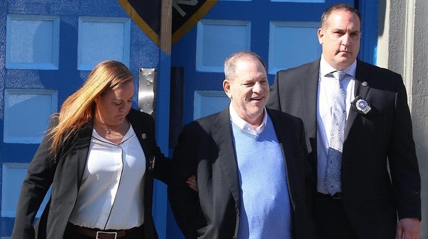 Harvey Weinstein se declara no culpable ante el juez y sigue libre