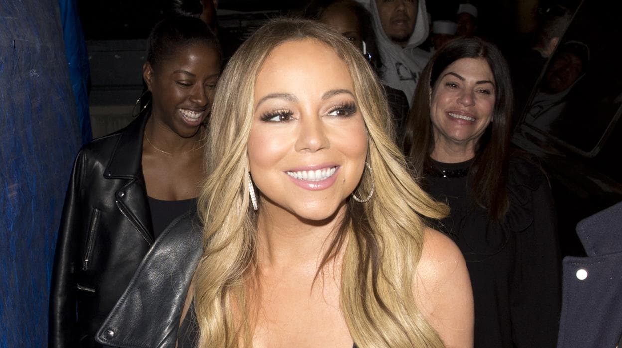 Bañarse en leche como Cleopatra: este es el secreto de belleza de Mariah Carey