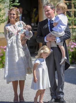 Así ha sido el bautizo de la princesa Adrienne, tercera hija de Magdalena de Suecia y Chris O&#039;Neill