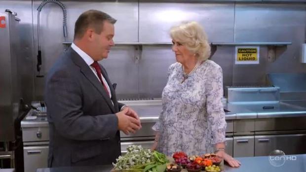 Camilla de Cornualles, primera 'royal' en pisar las cocinas de «Masterchef»